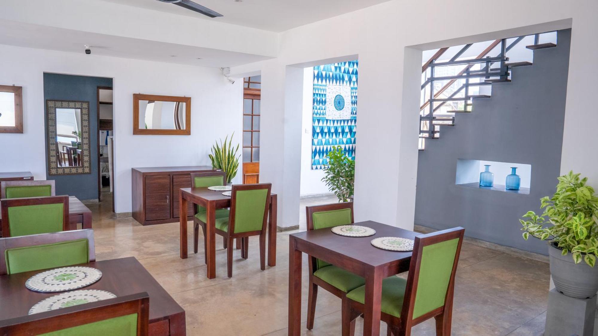 The Ocean Front By The Serendipity Collection Colombo Exterior photo